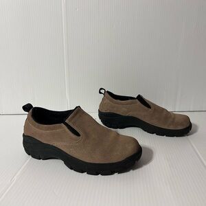 Lands’ End brown suede slip on moc shoe kids boys size 5 M
